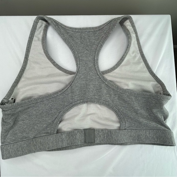 Gray racerback sports bra - Picture 2 of 4